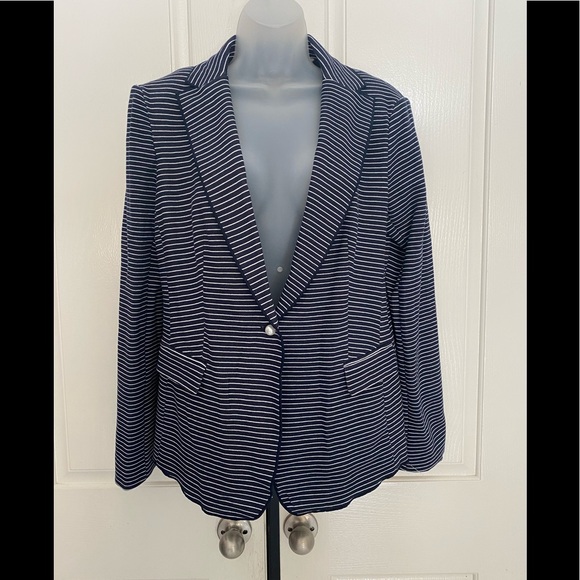 🔵🎉HOST PIC🥳 TAHARI Navy Striped Blazer Jacket 10 - Picture 3 of 4
